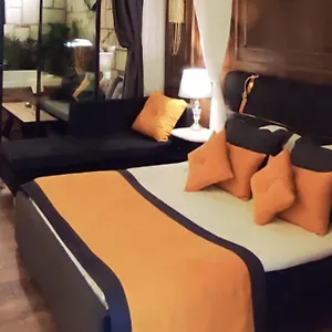Tnr & 3* كوشاداسيه