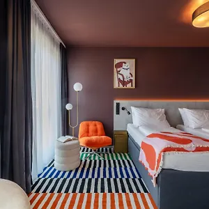 Apart Otel Kalm - East ****